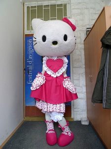 Tempat Sewa Badut Ulang Tahun Hello Kitty di Jogja