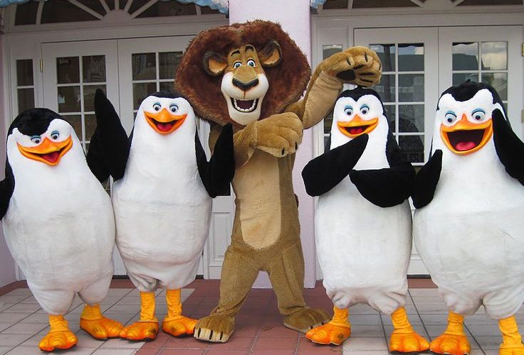 Kostum Badut Kartun Madagaskar