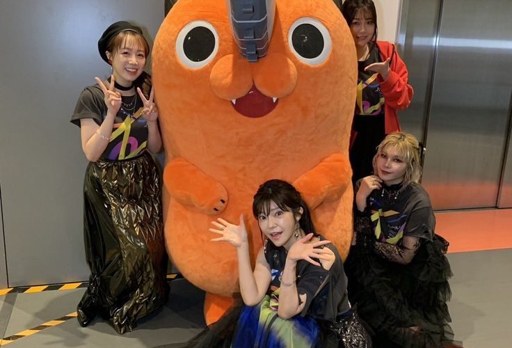 Kostum Badut Pochita Chainsaw Man