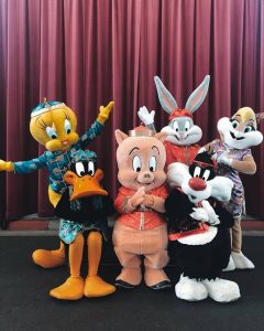 Kostum Badut Karakter Looney Tunes