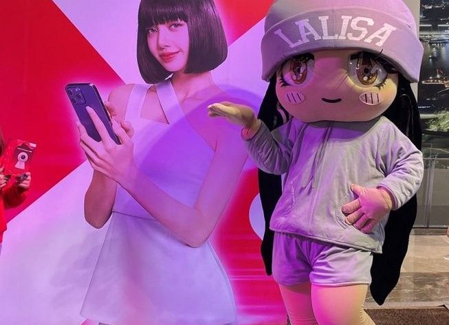 Kostum Maskot Lisa Blackpink