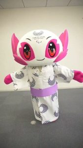 Kostum Maskot Olimpiade Tokyo 2020