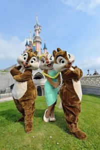 Kostum Badut Tupai Chip dan Dale