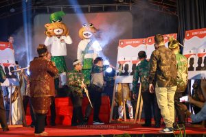 Kostum Badut Si Putra & Si Putri Meranti