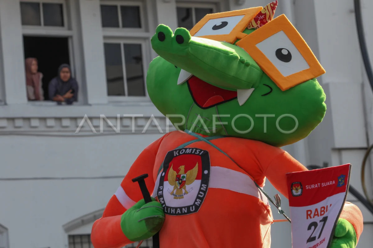 Pengrajin Badut Si Mbois Pilwali Kota Surabaya | jatim.antaranews.com | KPU Kota Surabaya | ProdusenBadut.com