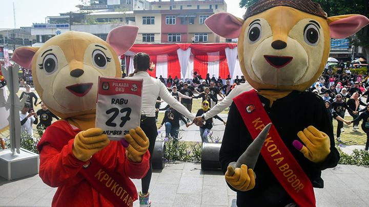 Kostum Badut Maskot Kang Daru & Teh Dara KPU Kota Bogor