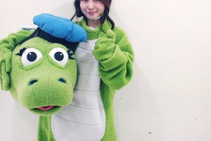 Kostum Badut Maskot Buaya Baret Biru