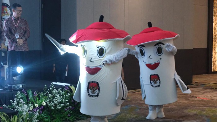 Kostum Badut Maskot Garlih & Palda KPU Garut