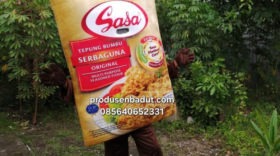 Pengrajin Badut Promosi Sasa Tepung Serbaguna