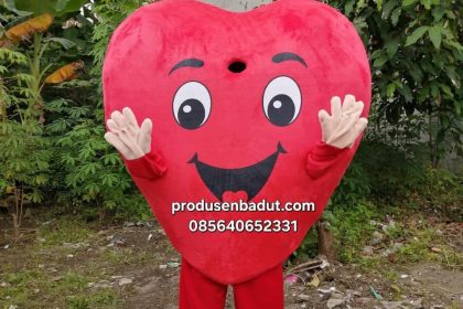 Produsen Badut PMI Kartun Darah Lucu untuk Event