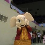 Pengrajin Badut Gajah Bona dan Boni POM ASEAN