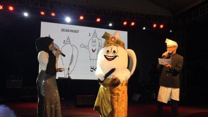 Pengrajin Badut Si Gosi KPU Kepulauan Riau