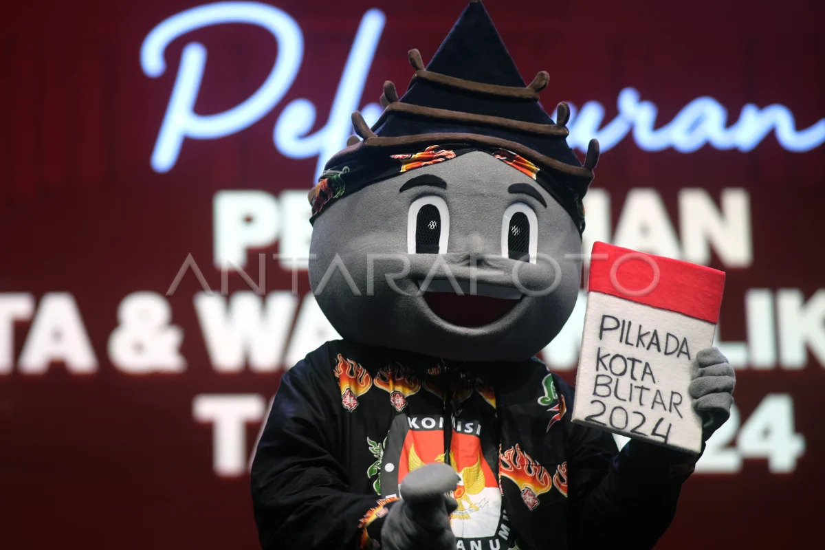 Produsen Badut Si Gembira KPU Kota Blitar