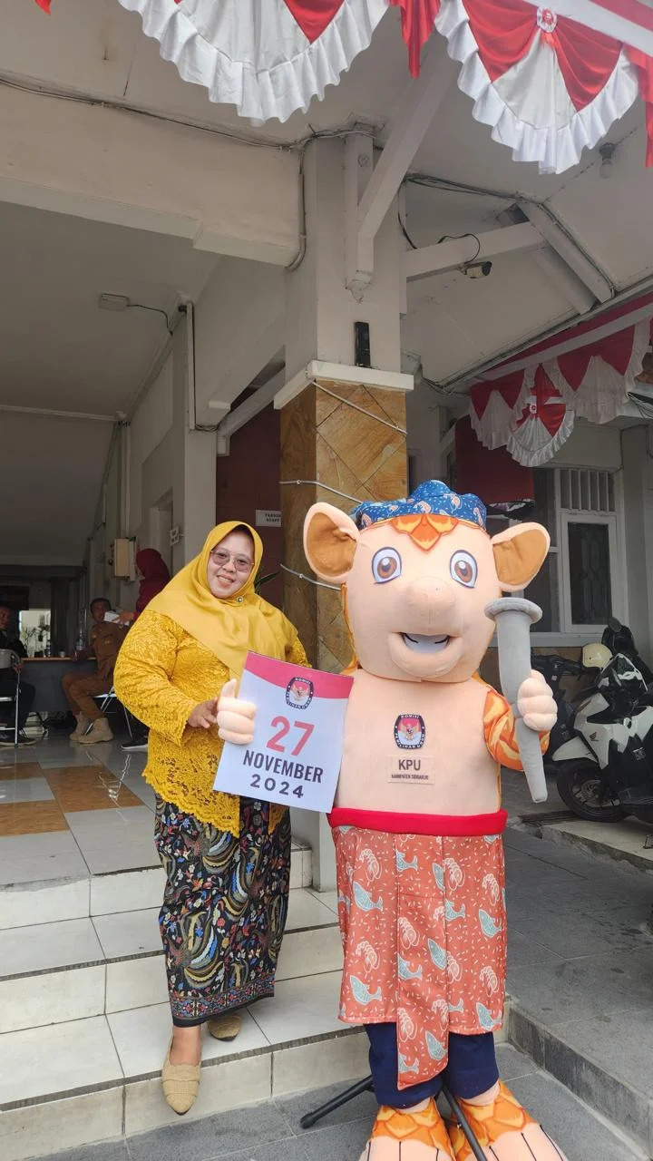 Pengrajin Badut Guk Kasijo KPU Sidoarjo